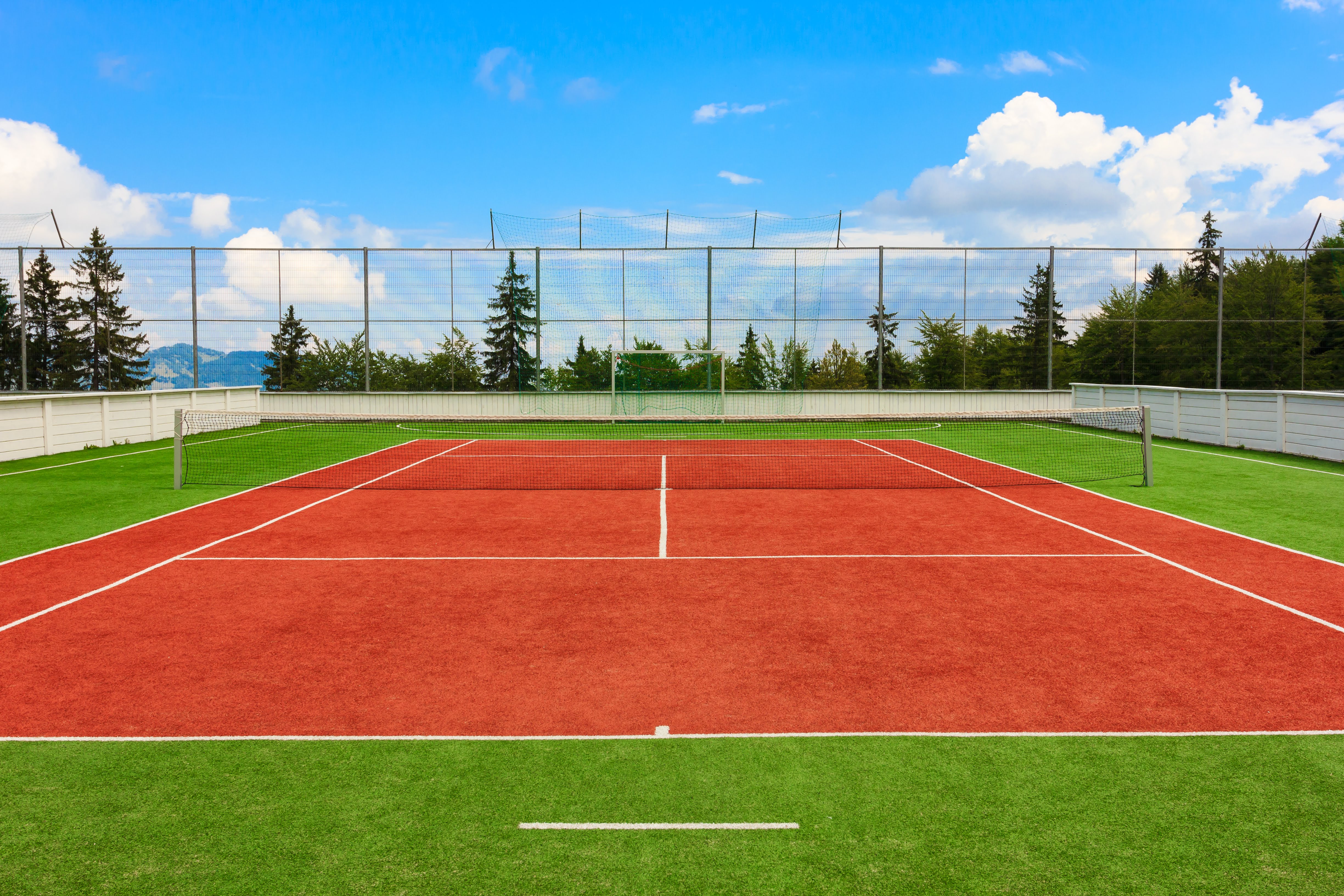 tennis court artificial grass