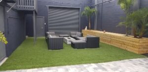 balcony synthetic turf