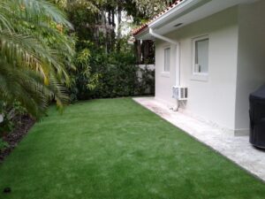 Heavy-duty artificial turf products