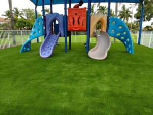 Made-to-measure playground grass