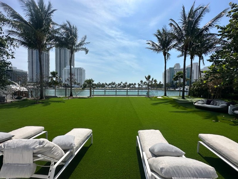 artificial grass on balconies